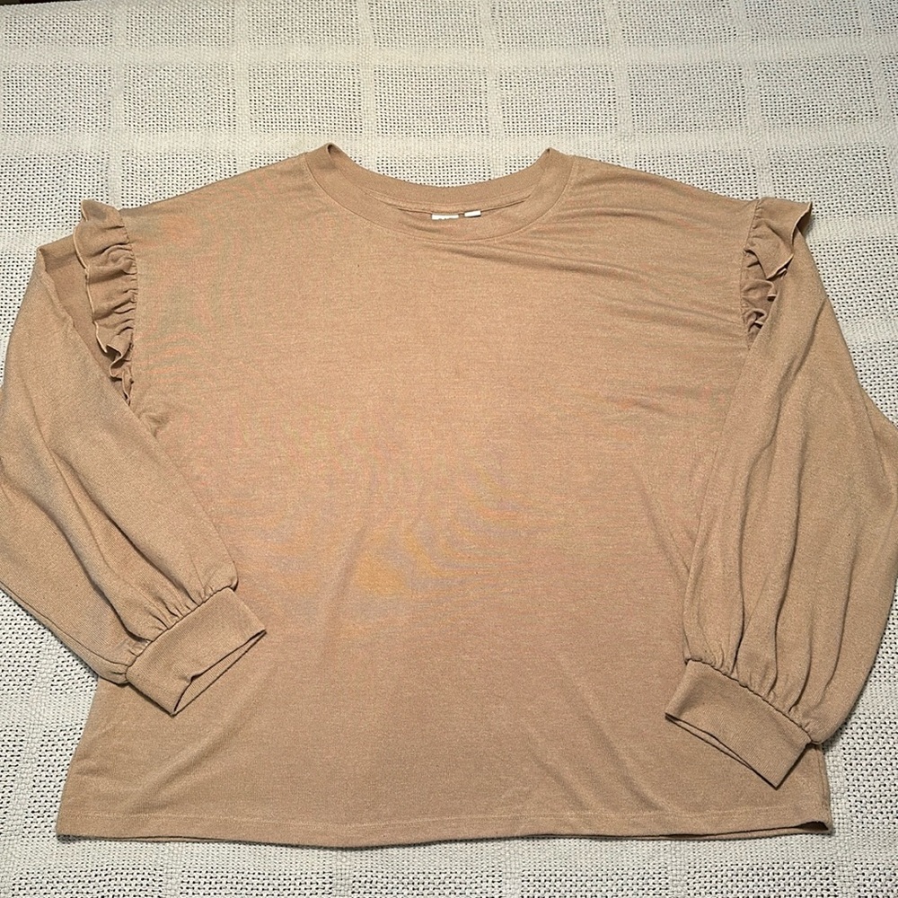 GAP Shirt